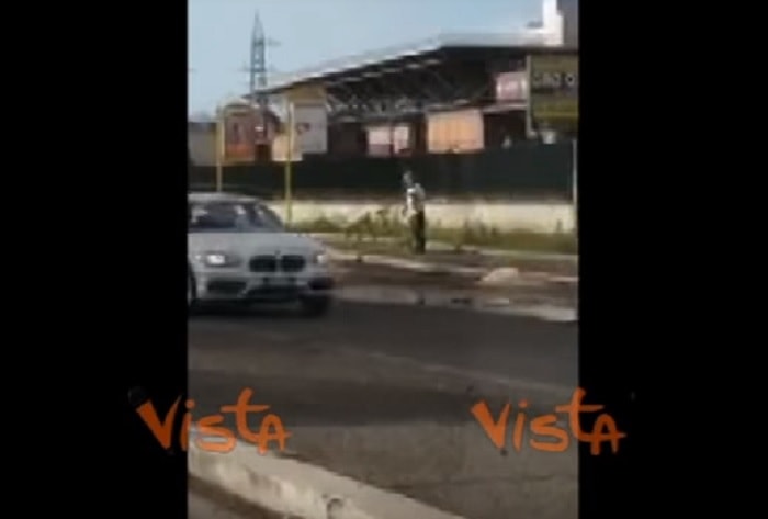 con canna pescare buche roma