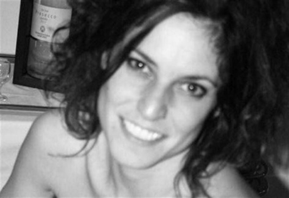 Carlotta Benusiglio morta impiccata, corpo riesumato: gioco erotico finito male?