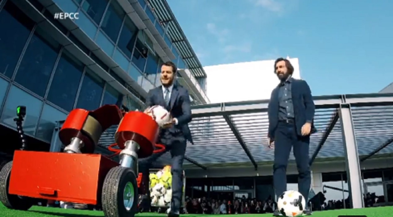 Andrea Pirlo cattellan Sky