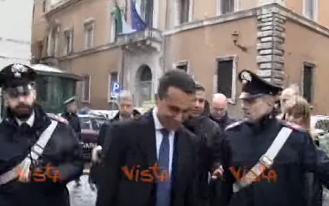 Di Maio incontra senatori m5s