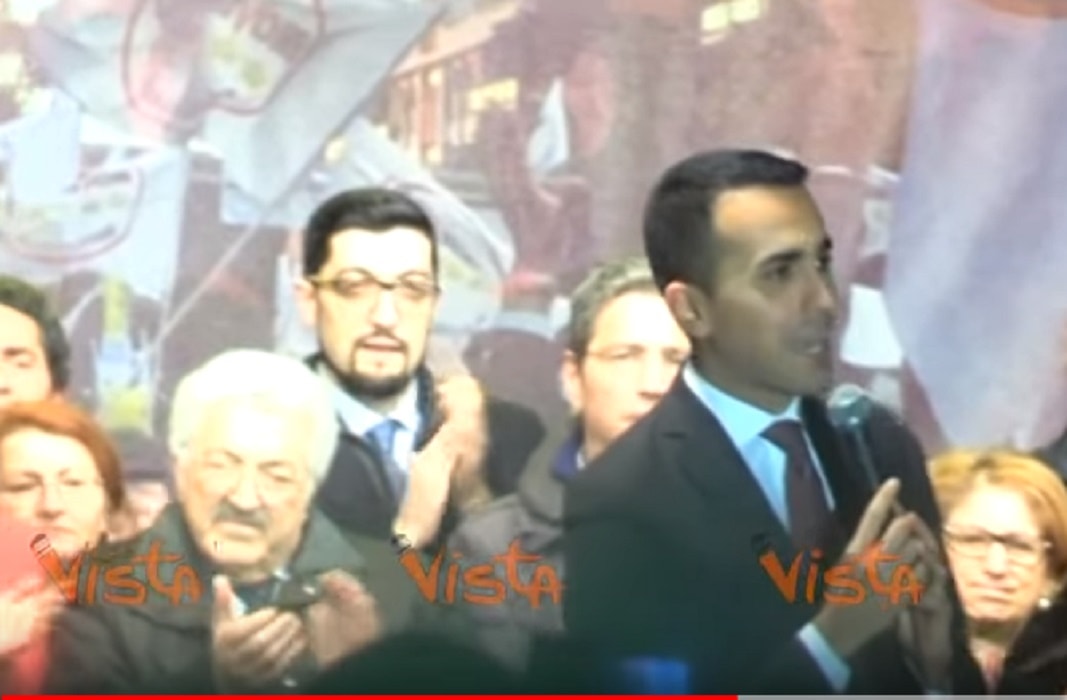 Luigi Di Maio ringrazia i genitori dopo la vittoria M5s