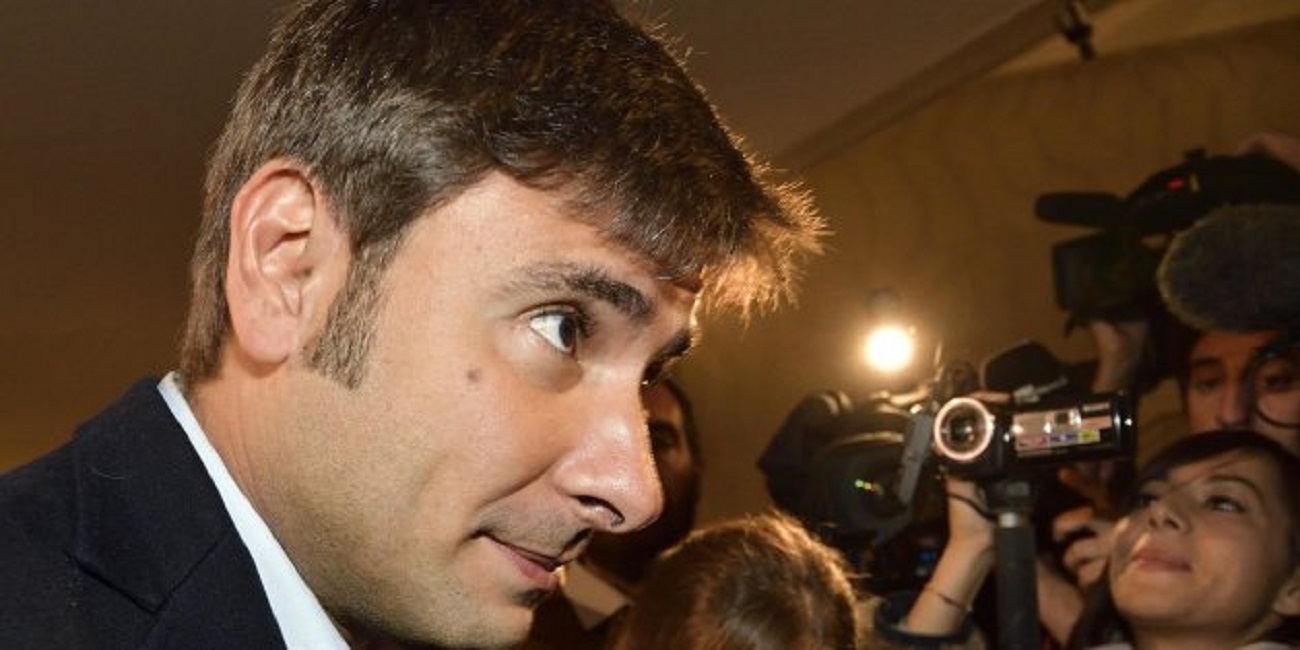 Alessandro Di Battista: "Governo con chi? Adesso non serve parlare"