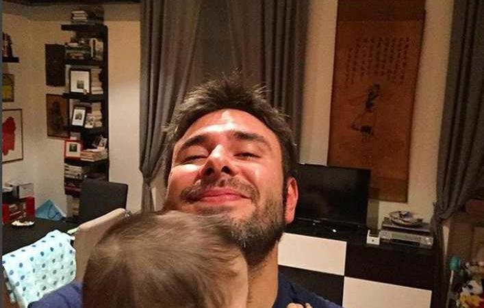 Alessandro Di Battista, contratto da 400mila euro con Mondadori? Indiscrezione Il Giornale