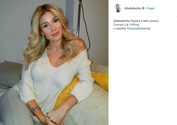 La foto di Diletta Leotta prima che va a letto, per prerararsi al meglio alla Serie A