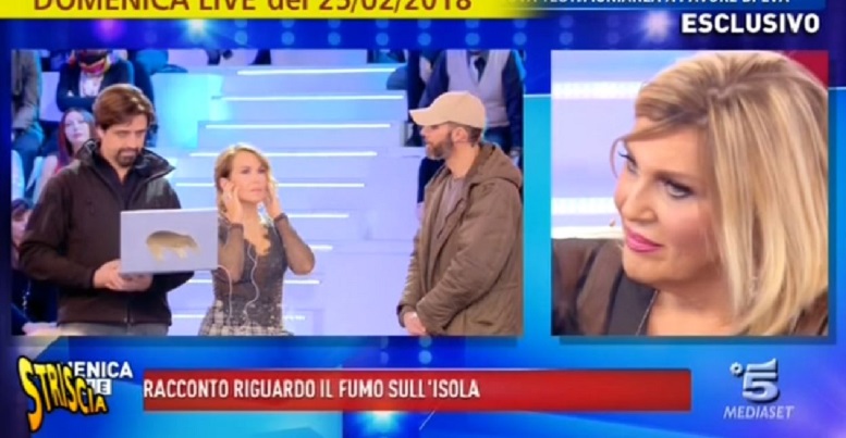 Barbara D'Urso e gli inviati di Striscia la Notizia