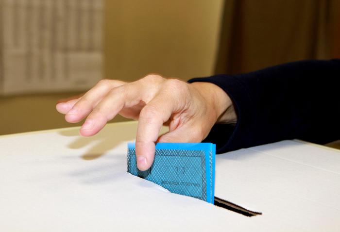 Elezioni 2018, proiezione bomba su La7: M5S 33%, Pd 18,7%, Lega 17%, FI 14%, Leu 3%