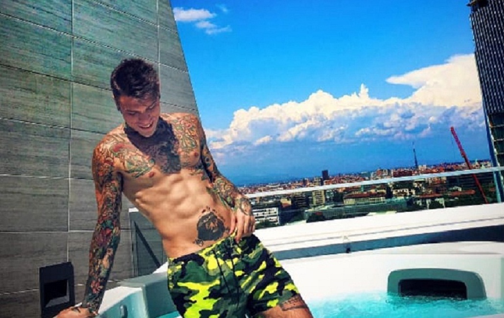 Fedez affitta il suo attico a Milano. Prezzo: 10 mila euro al mese