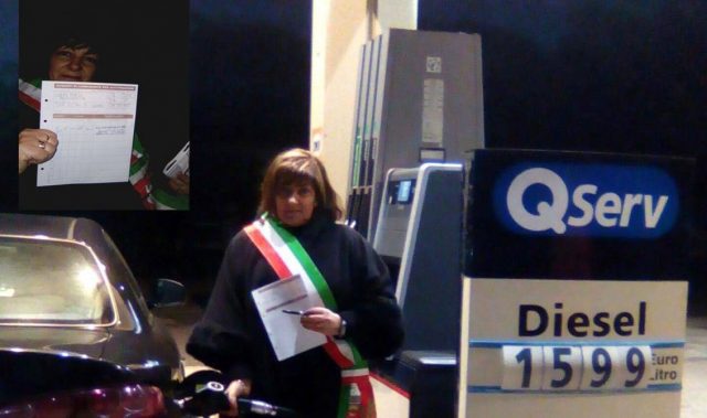 Benzina a 70 centesimi al litro: la sfida della sindaca sarda, no Iva né accise a Giave (SS)
