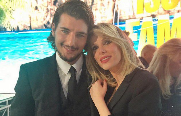 striscia la notizia isola