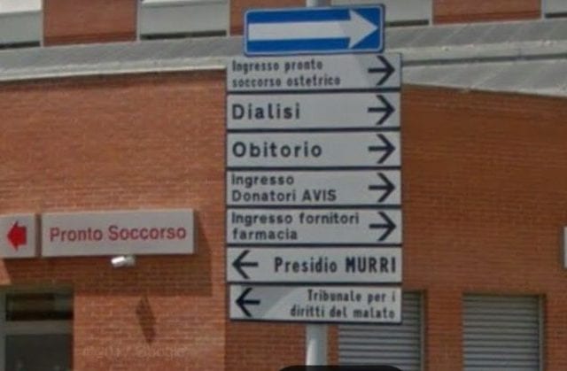 A Jesi i ladri non risparmiano neppure i morti: due fedi rubate all'obitorio