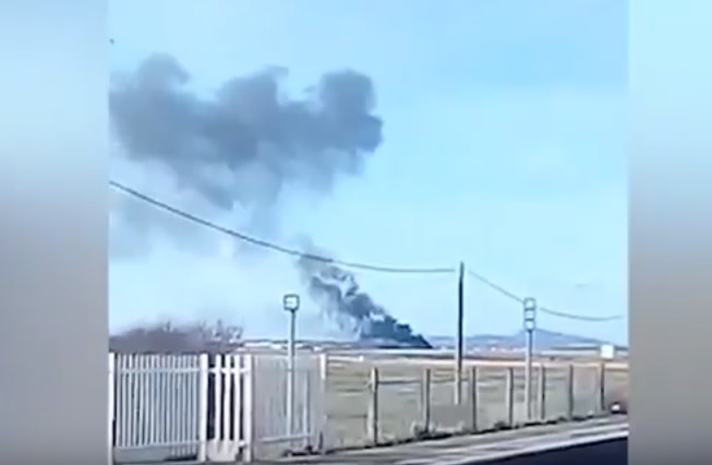 jet red arrow schianto