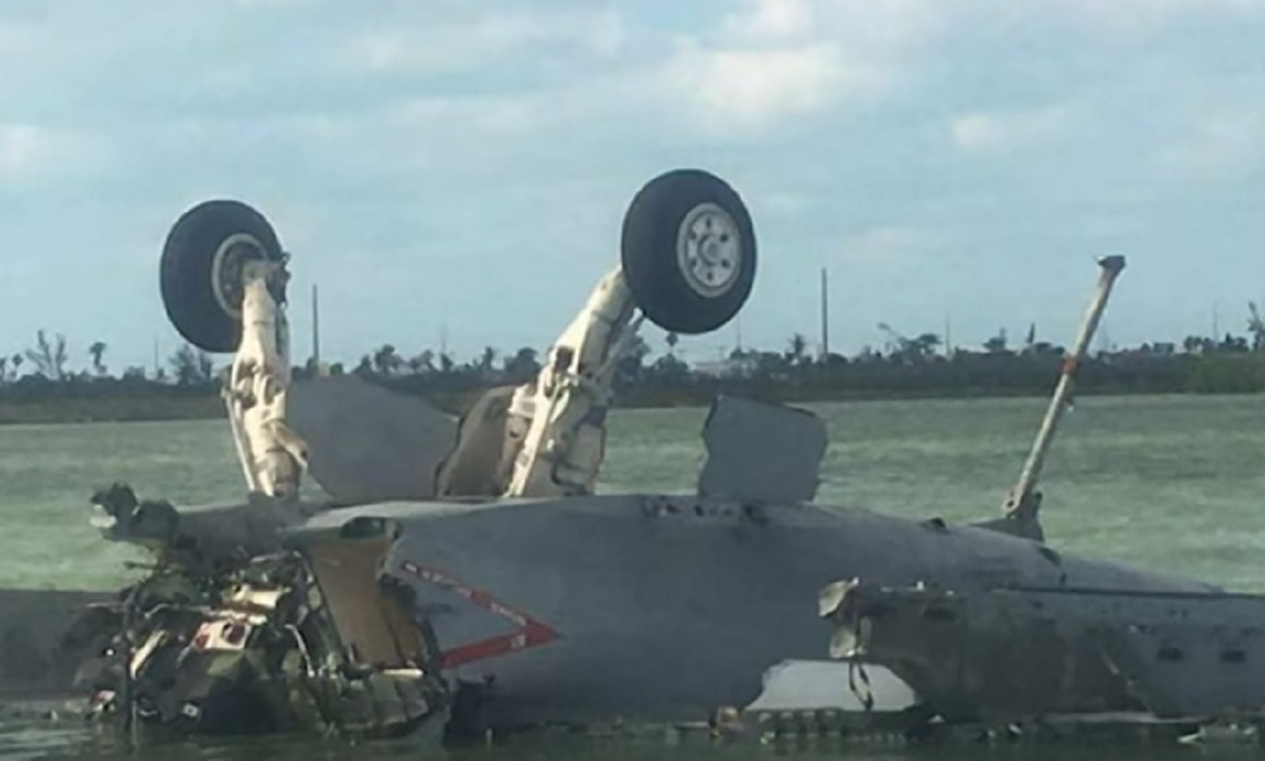 Florida, jet supersonico cade in acqua: morti i due piloti