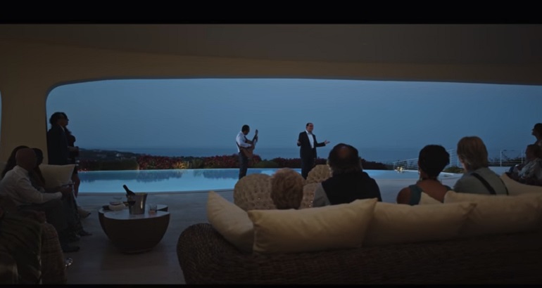 Una sequenza del trailer del film di Paolo Sorrentino su Berlusconi