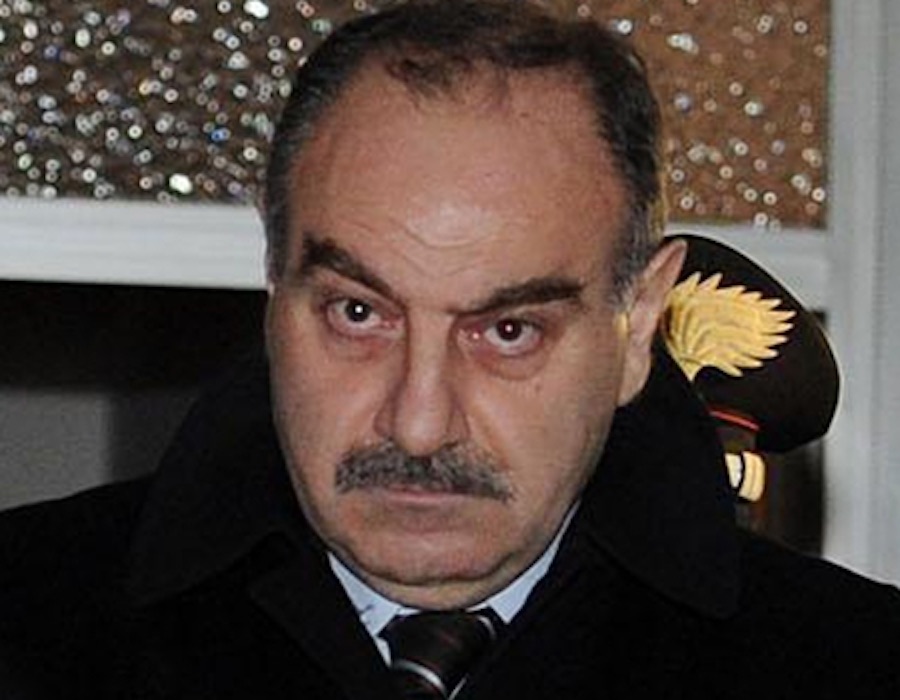 Salvatore Malfi, ex prefetto di Vercelli sospeso. L'accusa: "Insulti e minacce ai dipendenti"