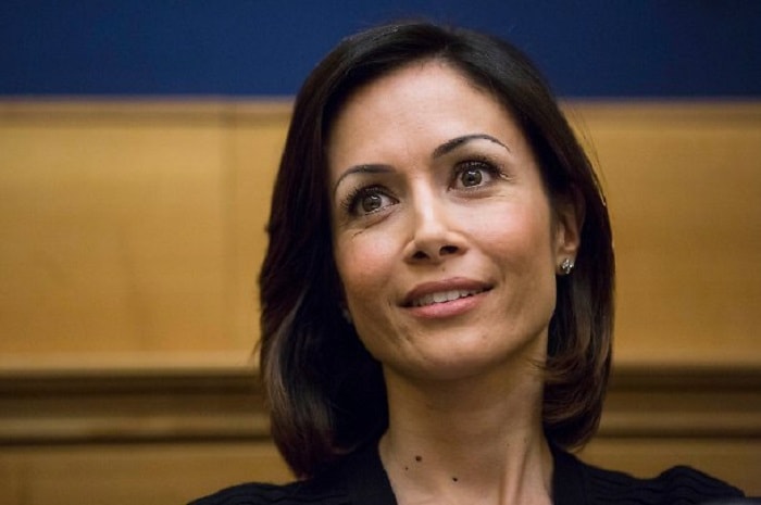 Mara Carfagna devolverà la sua indennità da vicepresidente della Camera a donne, minori, disabili...