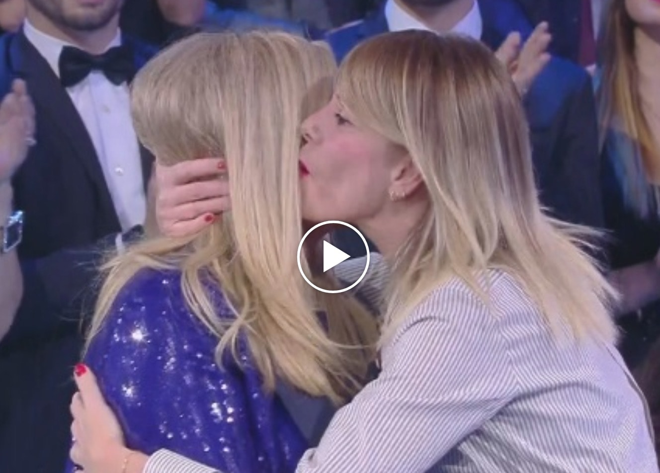 Anche L'Isola dei Famosi ha ricordato Fabrizio Frizzi