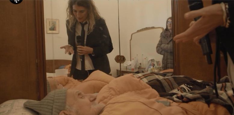 LE IENE MARIANO SFRATTATO