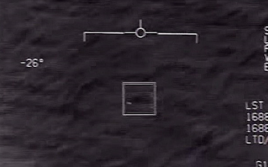 Misterioso oggetto in volo sull'Atlantico. Pilota marina Usa: "Cosa c... è?"