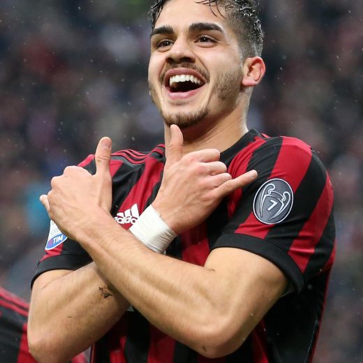 Milan-Chievo 3-2 highlights, pagelle: Cutrone e André Silva decisivi