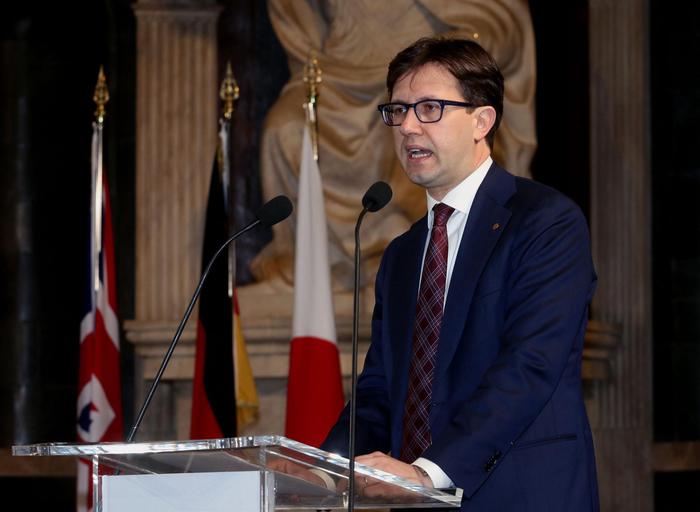 Morte Astori, a Firenze sarà lutto cittadino il giorno del funerale