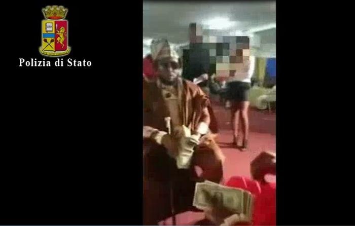 Trento: coppia di nigeriani arrestata per traffico di migranti VIDEO