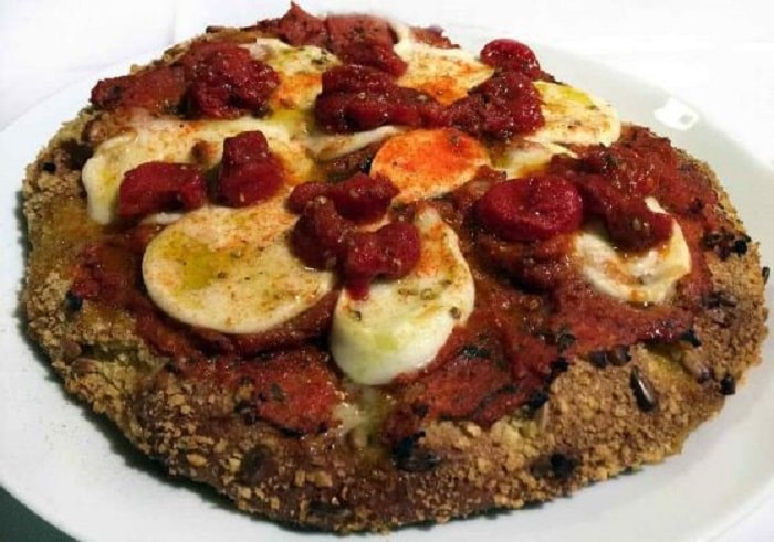 Carlo Cracco, la sua pizza margherita più insultata d'Italia. Ma Gino Sorbillo...