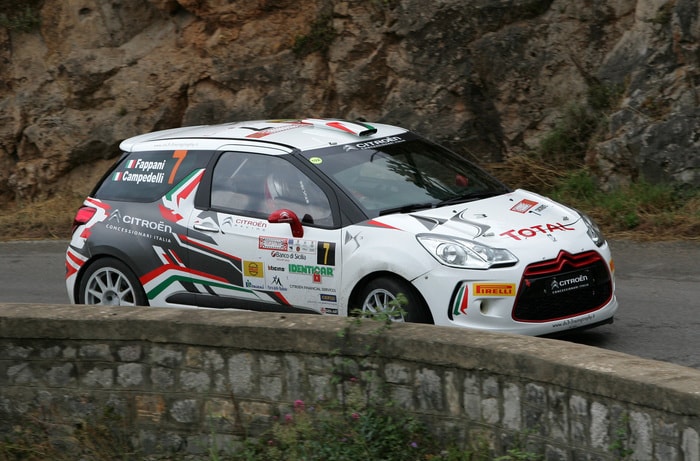 Al Rally di Cefalù il navigatore Salvatore Lo Gioco investito da un'altra auto