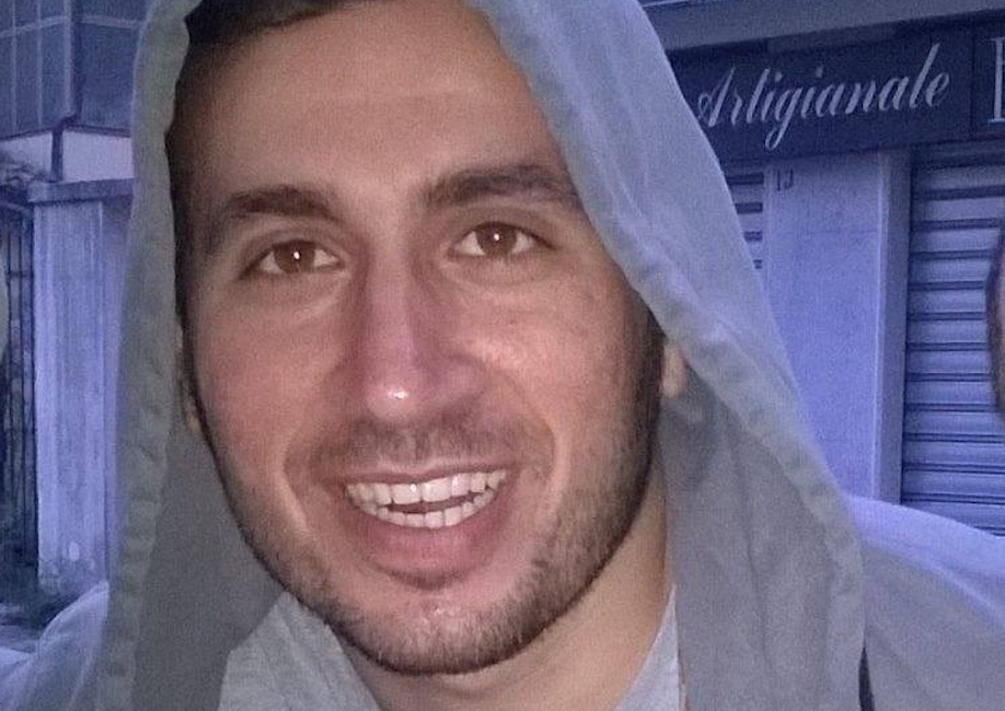 Roberto Tangorra come Davide Astori: malore nella notte, calciatore muore a 34 anni