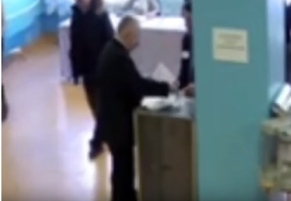 Russia, elettori votano: sembrano brogli