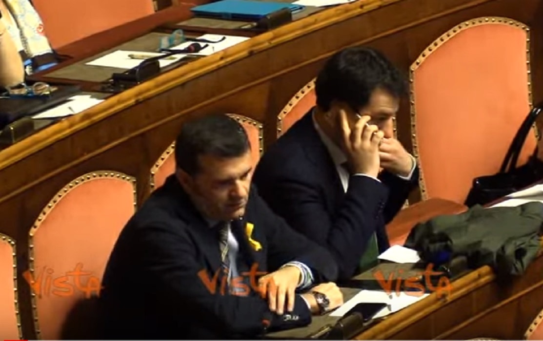 Matteo Salvini telefono Senato