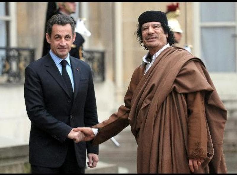 Nicholas Sarkozy arrestato in Francia: i giudici gli contestano i finanziamenti illeciti dalla Libia