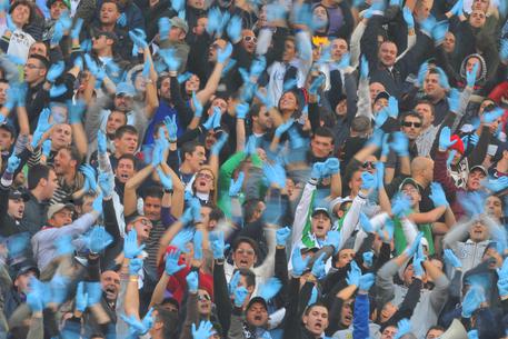 Rischio scontri tra tifosi napoletani e romani, Sassuolo-Napoli spostata alle 18