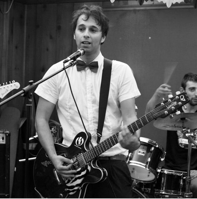 M5S, il tesoriere con la terza media: chi è Sergio Battelli, il rocker che gestirà 66 mln di euro