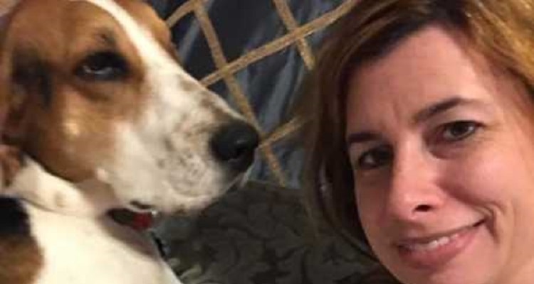 Cane salva la vita alla padrona: le annusa il naso con insistenza, fa scoprire cancro alla pelle