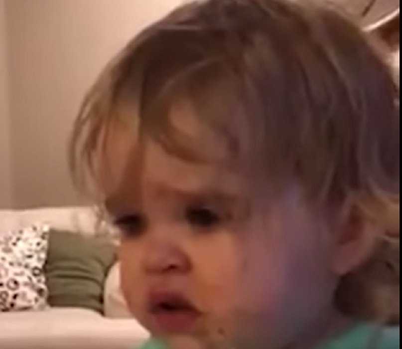 Bimba assaggia per la prima volta il wasabi: ecco come reagisce