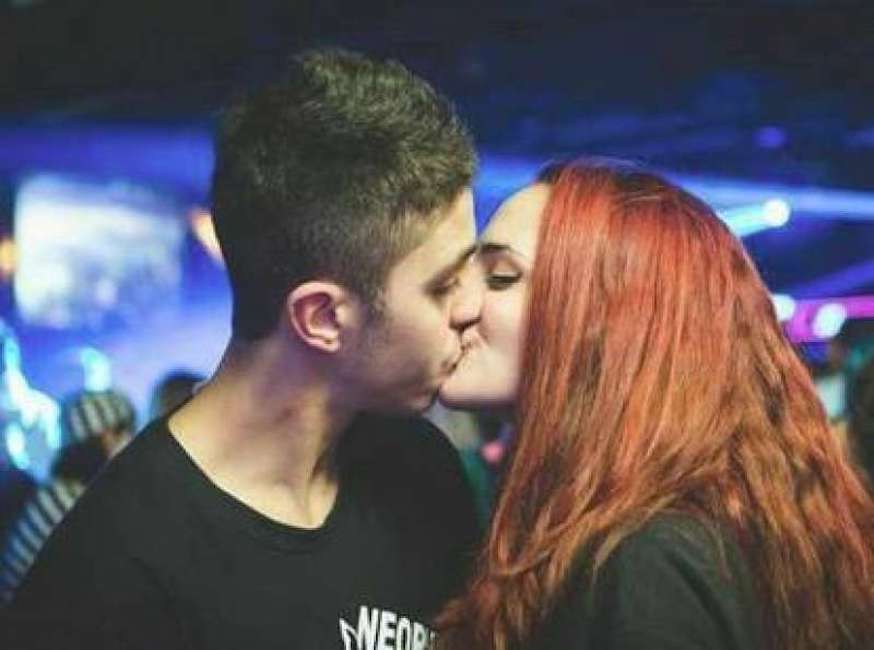 Adele De Vincenzi morta di overdose a 16 anni. Chiesti 13 anni per il fidanzato Sergio Bernardin