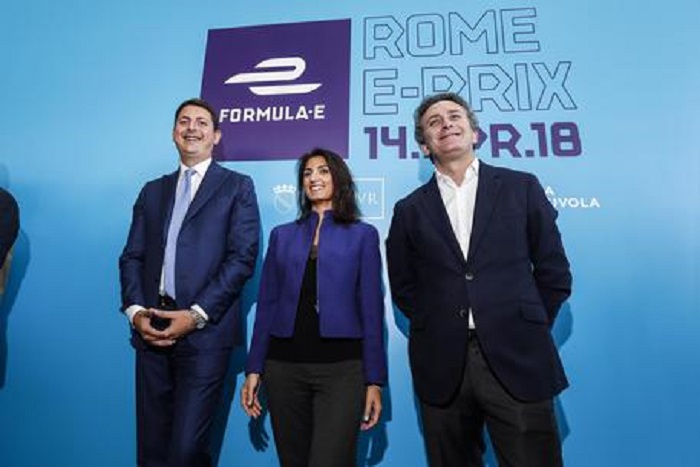 Virginia Raggi sedotta dal fascino di Alejandro Agag: gossip bomba di Dagospia