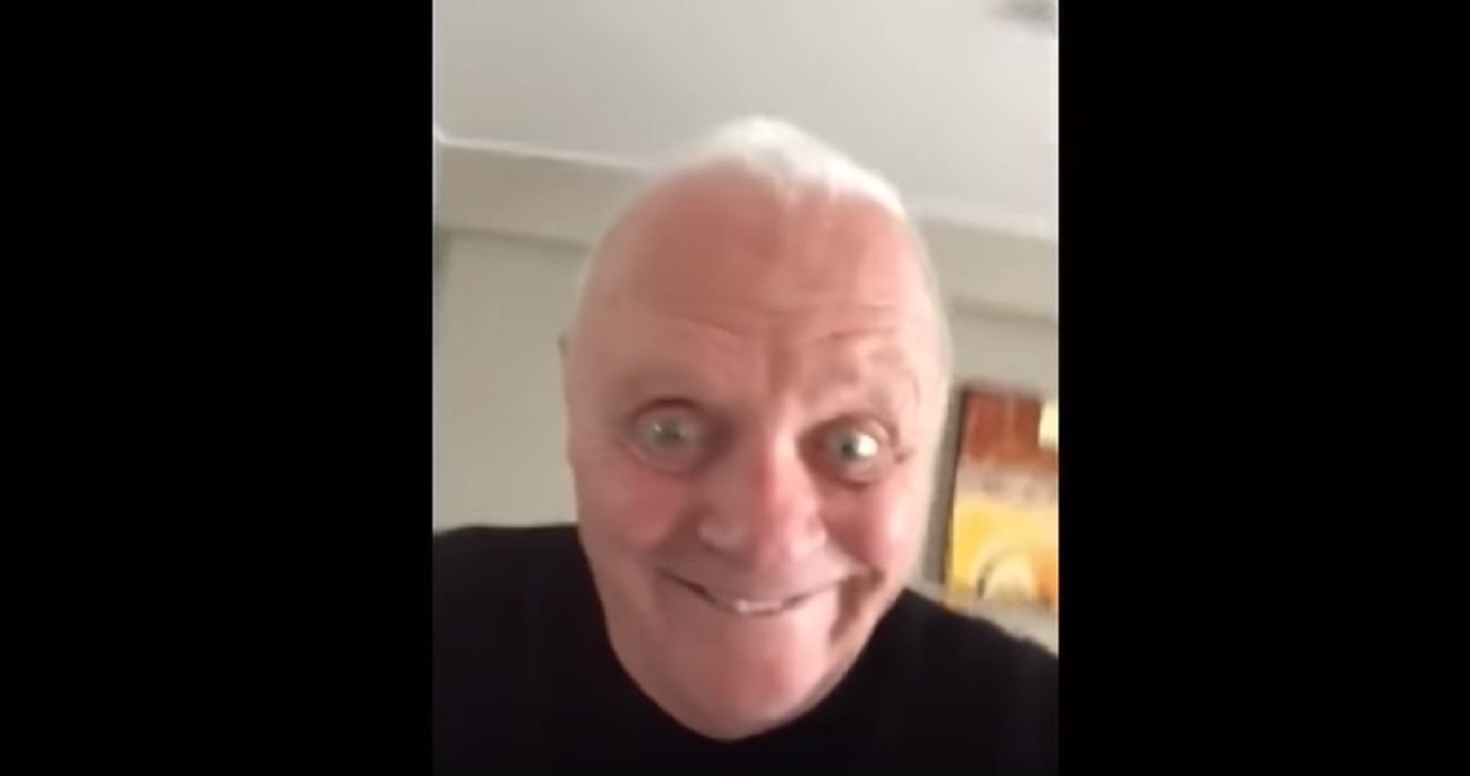 Anthony Hopkins video YouTube in cui balla