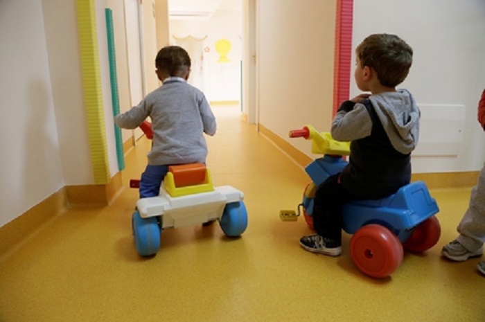 Roma: asilo elimina festa papà e mamma, "discriminano i gay"