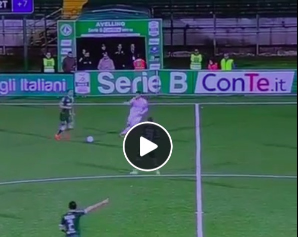 Avellino, speaker prende in giro arbitro: società multata di 1000 euro