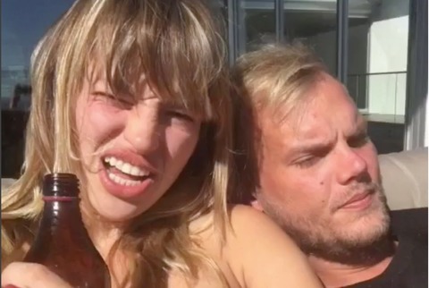 Avicii, spunta una fidanzata segreta: "Volevamo un figlio e formare una famiglia"