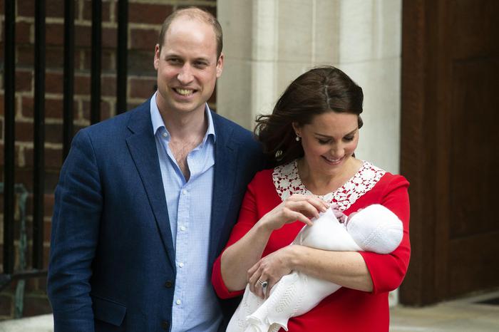 Kate e William presentano il terzogenito