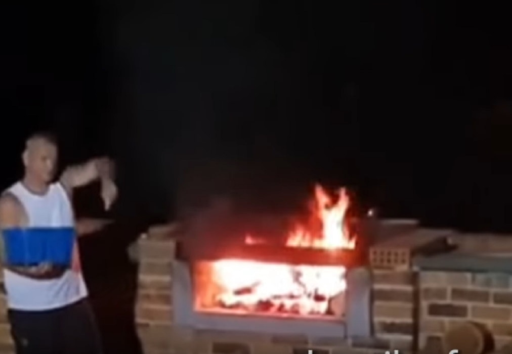 Benzina nel barbeque a Sydney