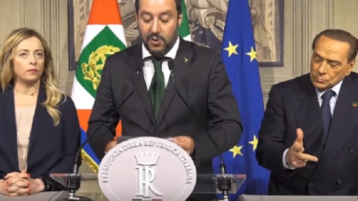 Consultazioni, Berlusconi fa la conta. Poi la stoccata a Di Maio: "Non conosce l'ABC della democrazia"