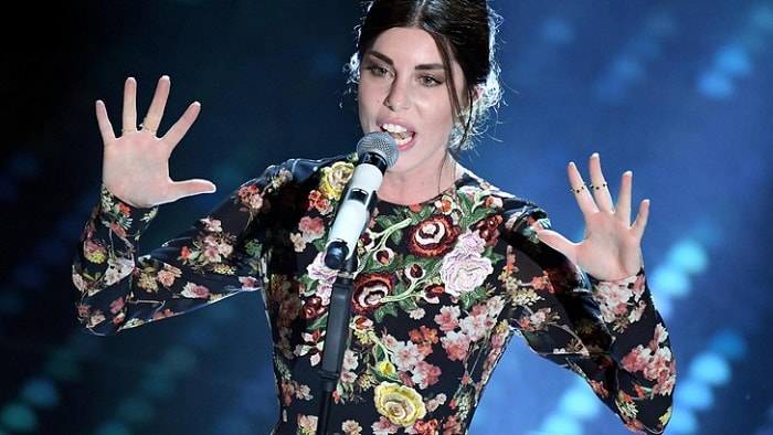 Bianca Atzei ha avuto un malore improvviso e è stata ricoverata al pronto soccorso: salta Domenica Live