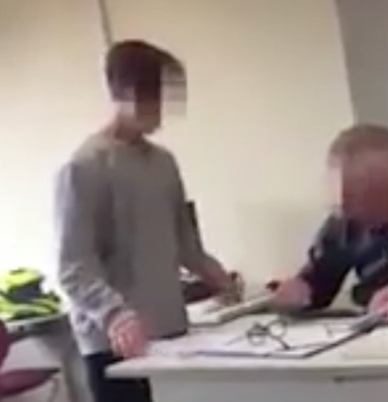 Studente dell'ITC di Lucca bullizza il prof