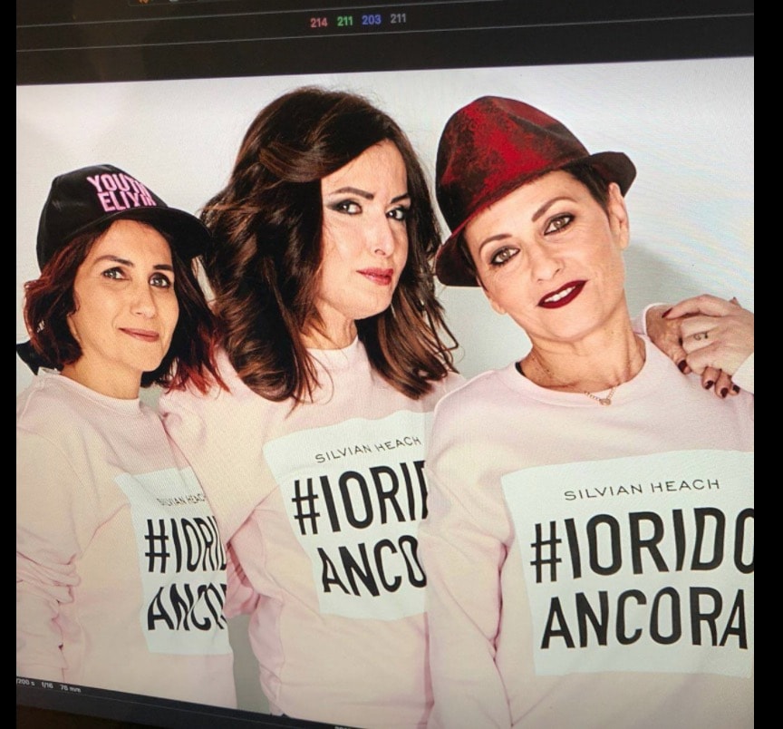 Carla Caiazzo modella per #ioridoancora