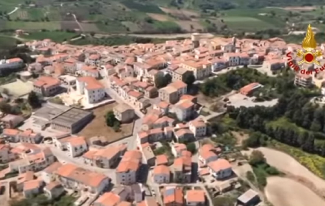 terremoto Molise, elicottero vigili fuoco