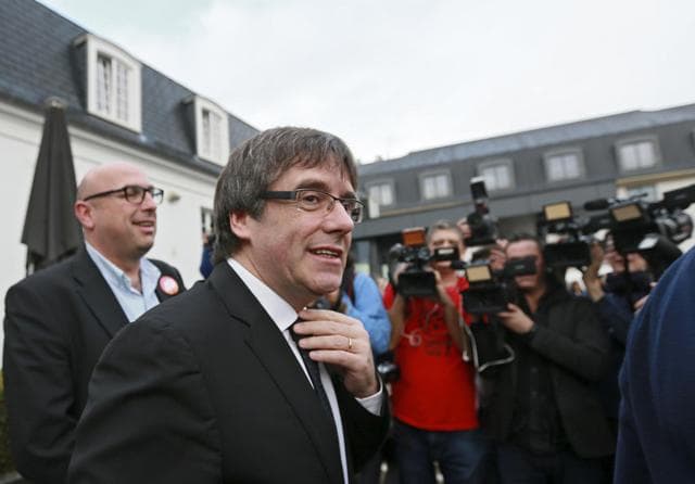 Catalogna, Carles Puigdemont rimesso in libertà