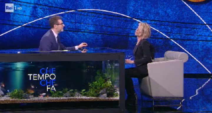 Maria De Filippi e quella frecciatina a Barbara D'Urso: "Ci sono delle colleghe che..."